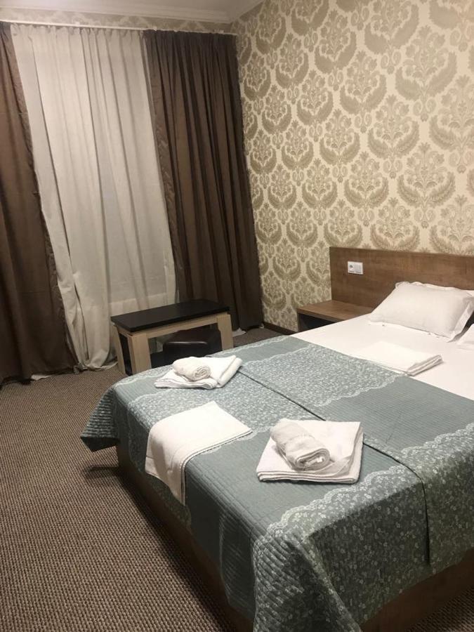 5 Rooms Near 300 Aragveli Metro Station 트빌리시 외부 사진